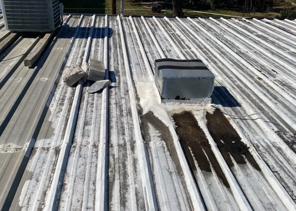 commercial roof leak repair mcallen